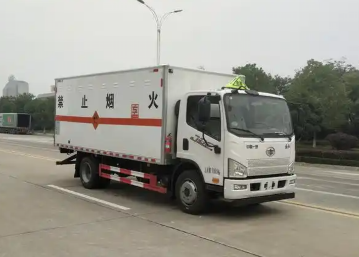 绵竹爆破器材运输车可以上高速吗？