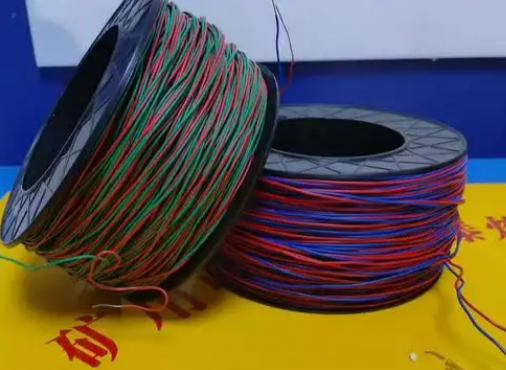 绵竹放炮线的主要材质有哪些？不同材质的适用场景有何区别？